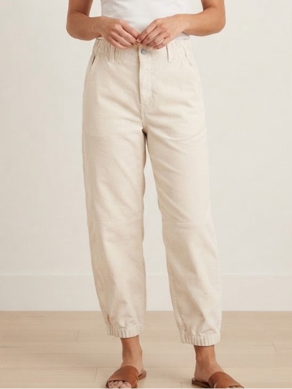 American Eagle Sz 6 The Barrel Corduroy Off White Pants